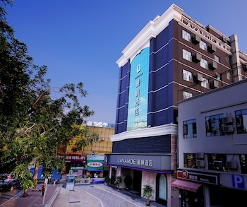 lavande international hotel guangzhou convention and exhibition center nanzhou metro station branch free deliver service to guangzhou baiyun international airport and free shuttle bus to canton fair complex during canton fair period