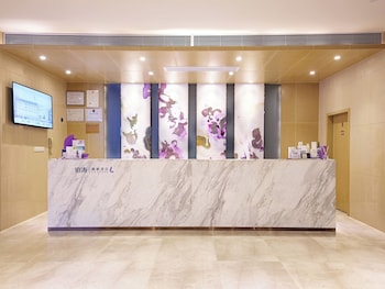 lavande international hotel guangzhou convention and exhibition center nanzhou metro station branch free deliver service to guangzhou baiyun international airport and free shuttle bus to canton fair complex during canton fair period