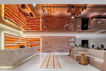 pin hotel guangzhou beijing road pedestrian street gongyuanqian metro station branch free deliver service to guangzhou baiyun international airport and free deliver service to canton fair complex during canton fair period