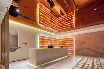 pin hotel guangzhou beijing road pedestrian street gongyuanqian metro station branch free deliver service to guangzhou baiyun international airport and free deliver service to canton fair complex during canton fair period