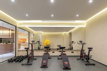 pin hotel guangzhou beijing road pedestrian street gongyuanqian metro station branch free deliver service to guangzhou baiyun international airport and free deliver service to canton fair complex during canton fair period