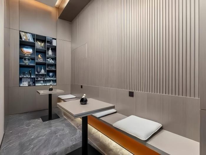 pin hotel guangzhou beijing road pedestrian street gongyuanqian metro station branch free deliver service to guangzhou baiyun international airport and free deliver service to canton fair complex during canton fair period