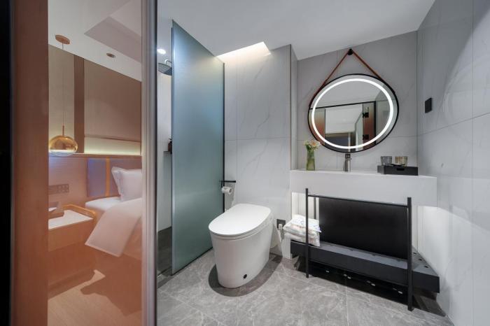 pin hotel guangzhou beijing road pedestrian street gongyuanqian metro station branch free deliver service to guangzhou baiyun international airport and free deliver service to canton fair complex during canton fair period