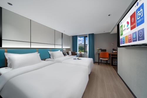 pin hotel guangzhou beijing road pedestrian street gongyuanqian metro station branch free deliver service to guangzhou baiyun international airport and free deliver service to canton fair complex during canton fair period