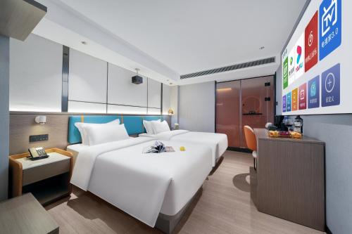pin hotel guangzhou beijing road pedestrian street gongyuanqian metro station branch free deliver service to guangzhou baiyun international airport and free deliver service to canton fair complex during canton fair period