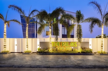 the palms classic hotel