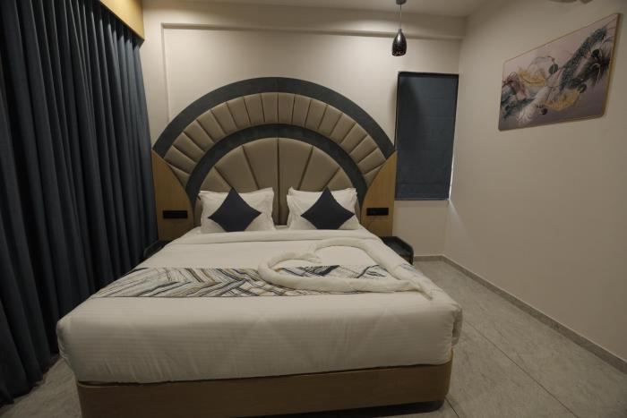 white panda hotels shree radhe