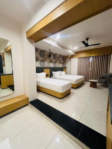 white panda hotels shree radhe