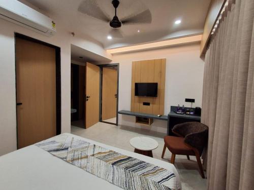 white panda hotels shree radhe