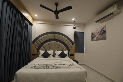 white panda hotels shree radhe