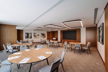 radisson collection residences riyadh