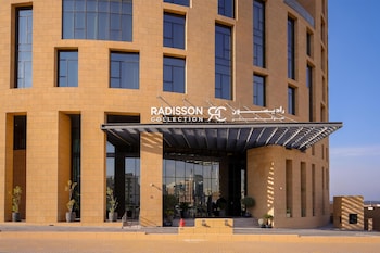 radisson collection residences riyadh