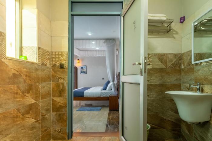 valley bloom hotel kyanja