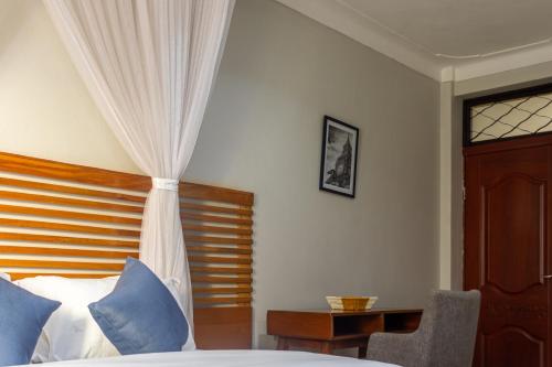 valley bloom hotel kyanja