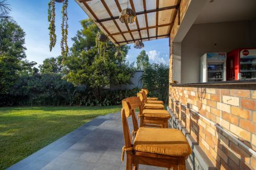 valley bloom hotel kyanja