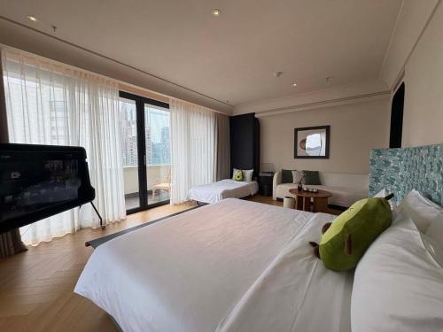 joyee sky city hotel chongqing jiefangbei