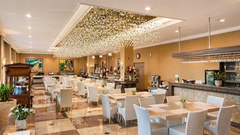 grand wahid hotel