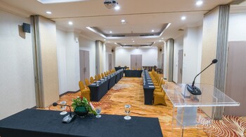 grand wahid hotel