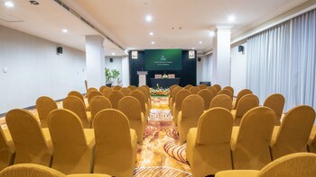 grand wahid hotel