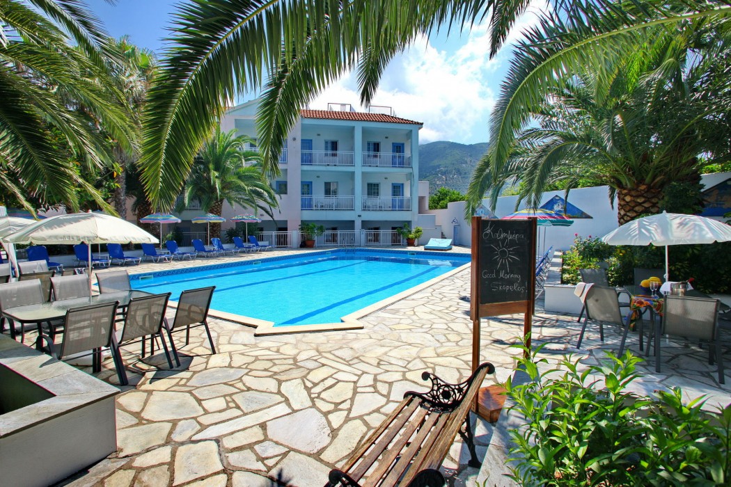 dolphin hotel