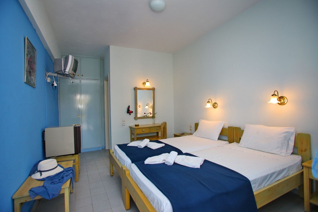 dolphin hotel