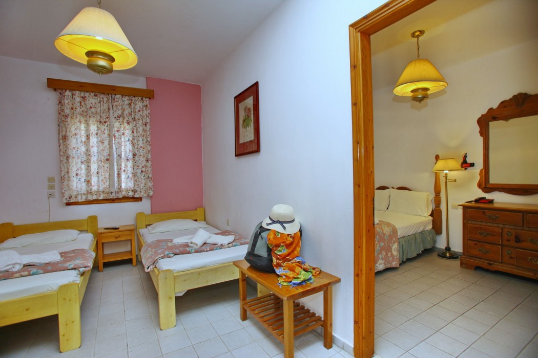 dolphin hotel