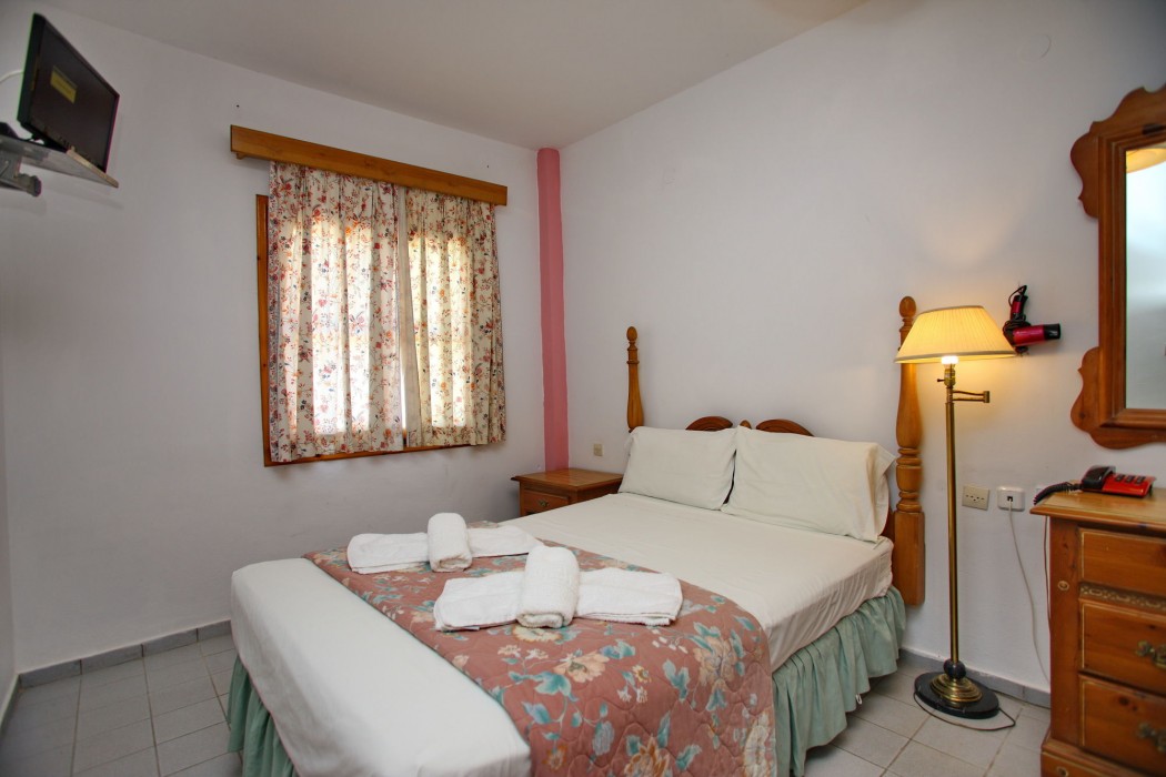 dolphin hotel