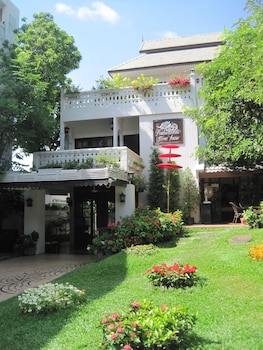 rachamankha flora house