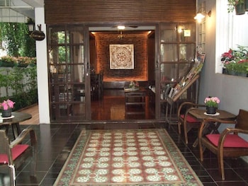 rachamankha flora house