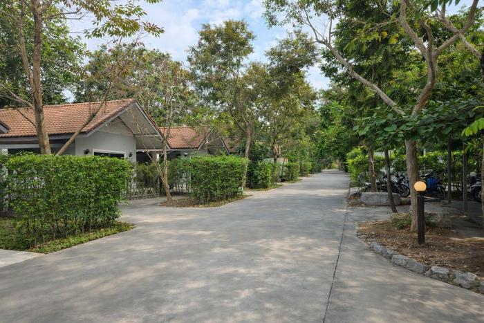 rayong valley resort