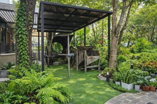 rayong valley resort