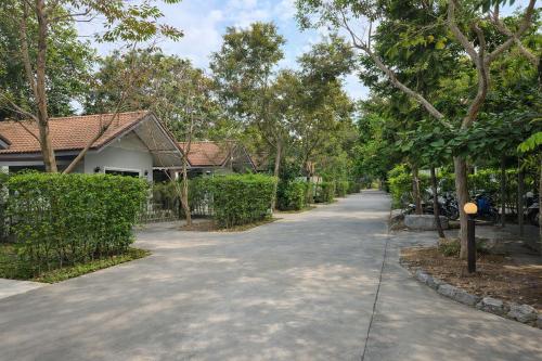 rayong valley resort