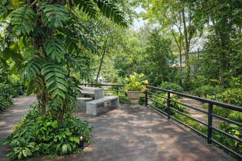 rayong valley resort