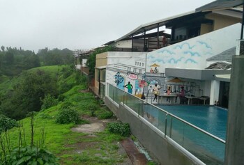 H2o Valley Lgatpuri,,2 star