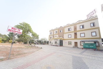 deepak resort
