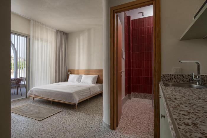 fos luxury suites