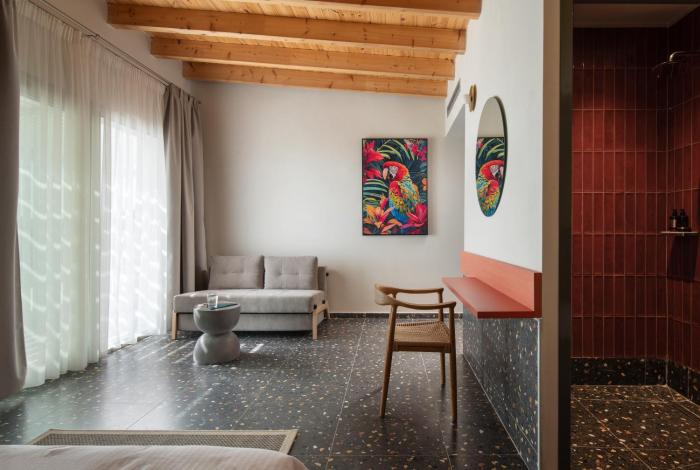 fos luxury suites