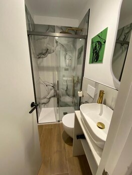 hostal ventura luxury