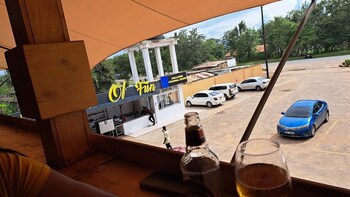dillons highway motel