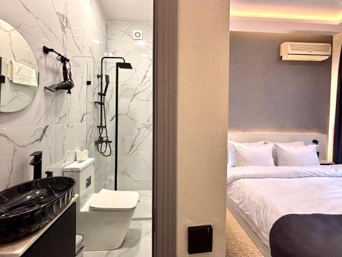 jm central boutique hotel