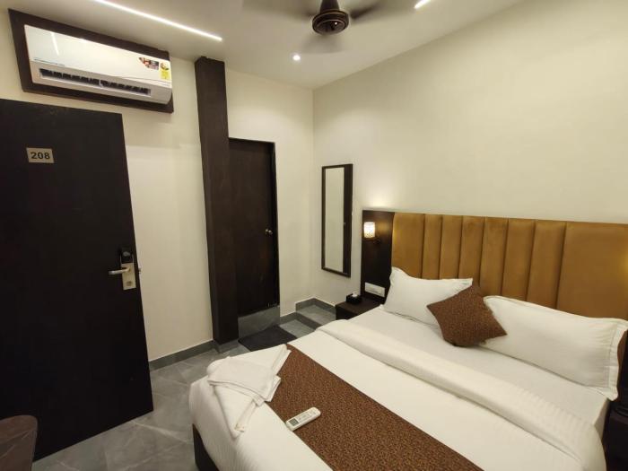 hotel regal gate