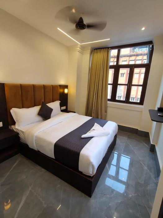 hotel regal gate