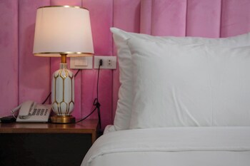 azen westlake hotel hanoi