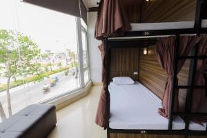 brown bean hotel 2 9 street