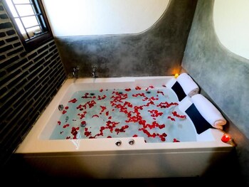 Villa Ecotiva,,3 star