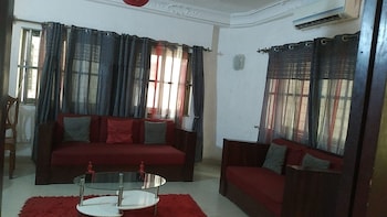 Amazing Grace Hotel,,3 star