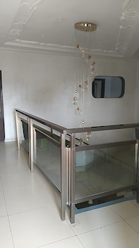 amazing grace hotel