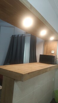 amazing grace hotel
