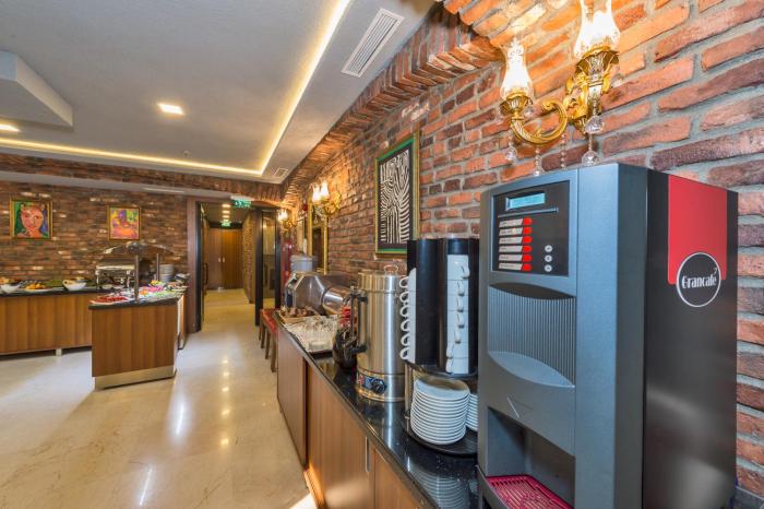 aprilis gold hotel special class