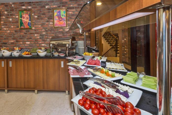 aprilis gold hotel special class